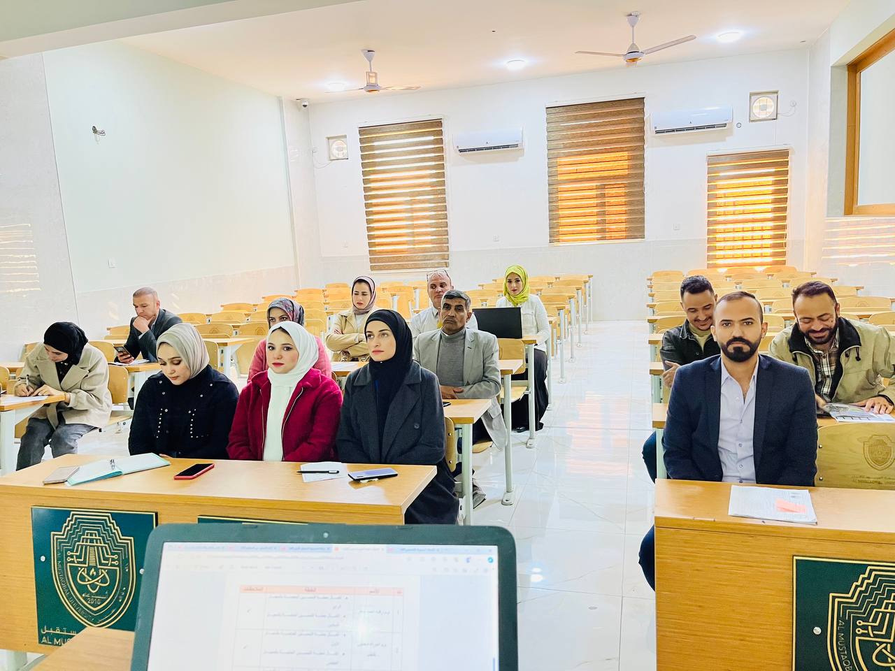  وحدة الجودة المركزية بالتعاون  مع قسم هندسة تقنيات القدرة الكهربائية تقيم ورشة عمل  بعنون  " خطوات كتابة تقرير التقييم الذاتي وعمل الخطة التحسينية "