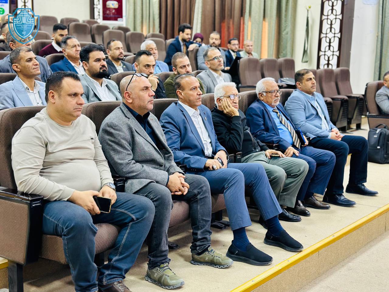استمرار سلسلة الاجتماعات  في كلية الهندسة والتقنات الهندسية لتطوير الأداء الأكاديمي والإداري في كلية الهندسة والتقنيات الهندسية