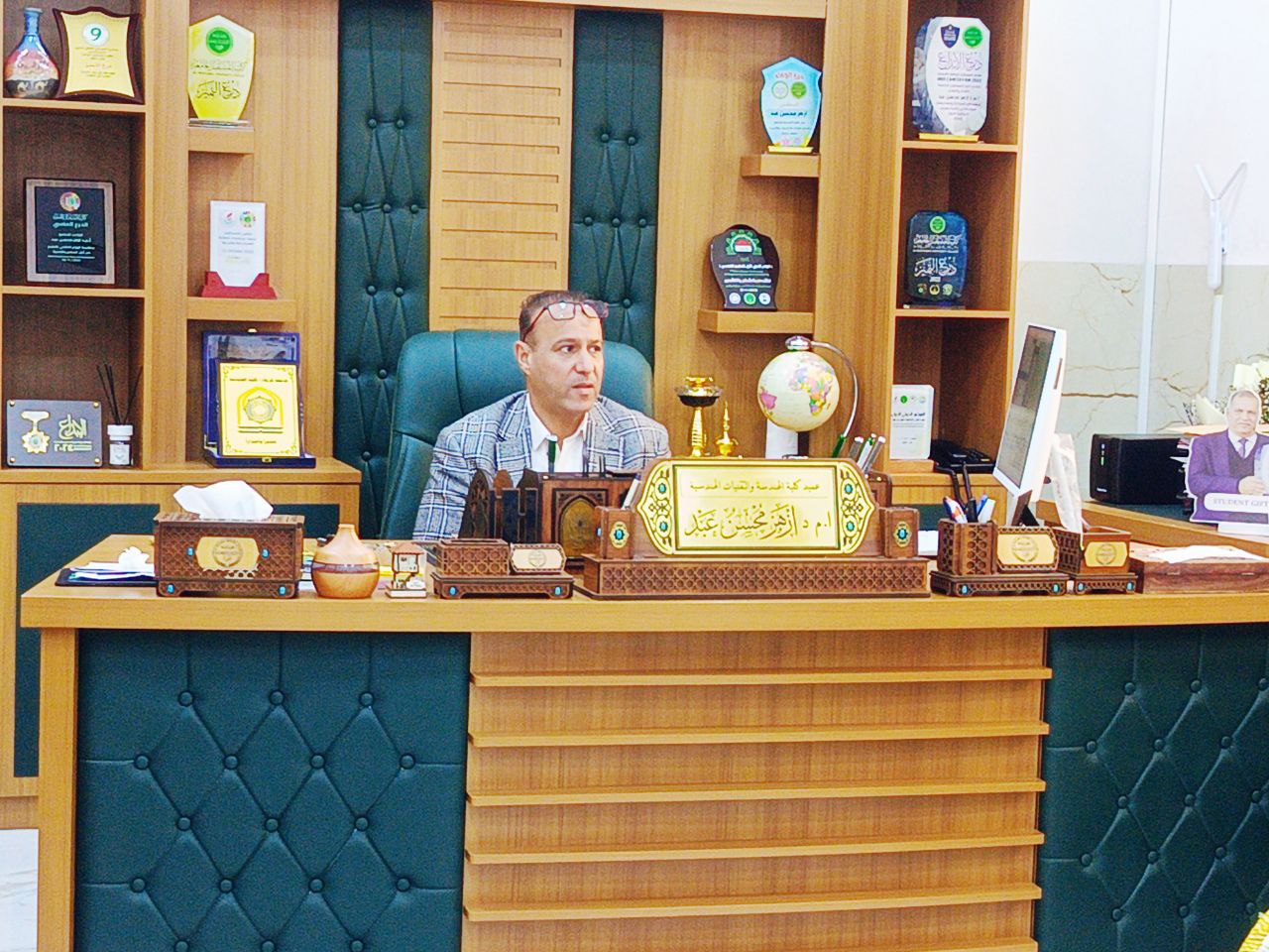 كلية الهندسة تعقد اجتماع مع رؤوساء الأقسام الهندسية لبحث الاعتماد البرامجي وتطوير المناهج الدراسية