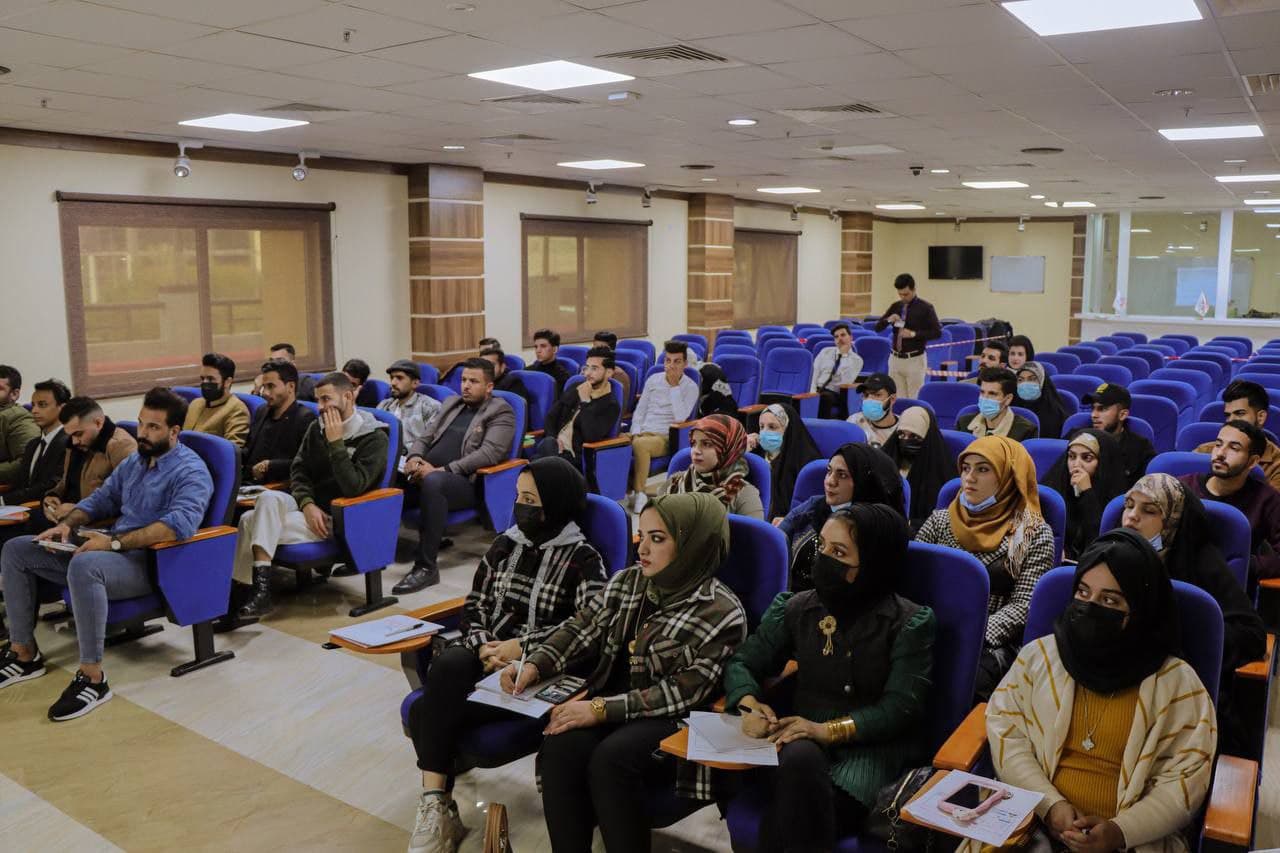مشاركة طلبة الأجهزة الطبية في ورشة جهاز السونار في مستشفى الكفيل 