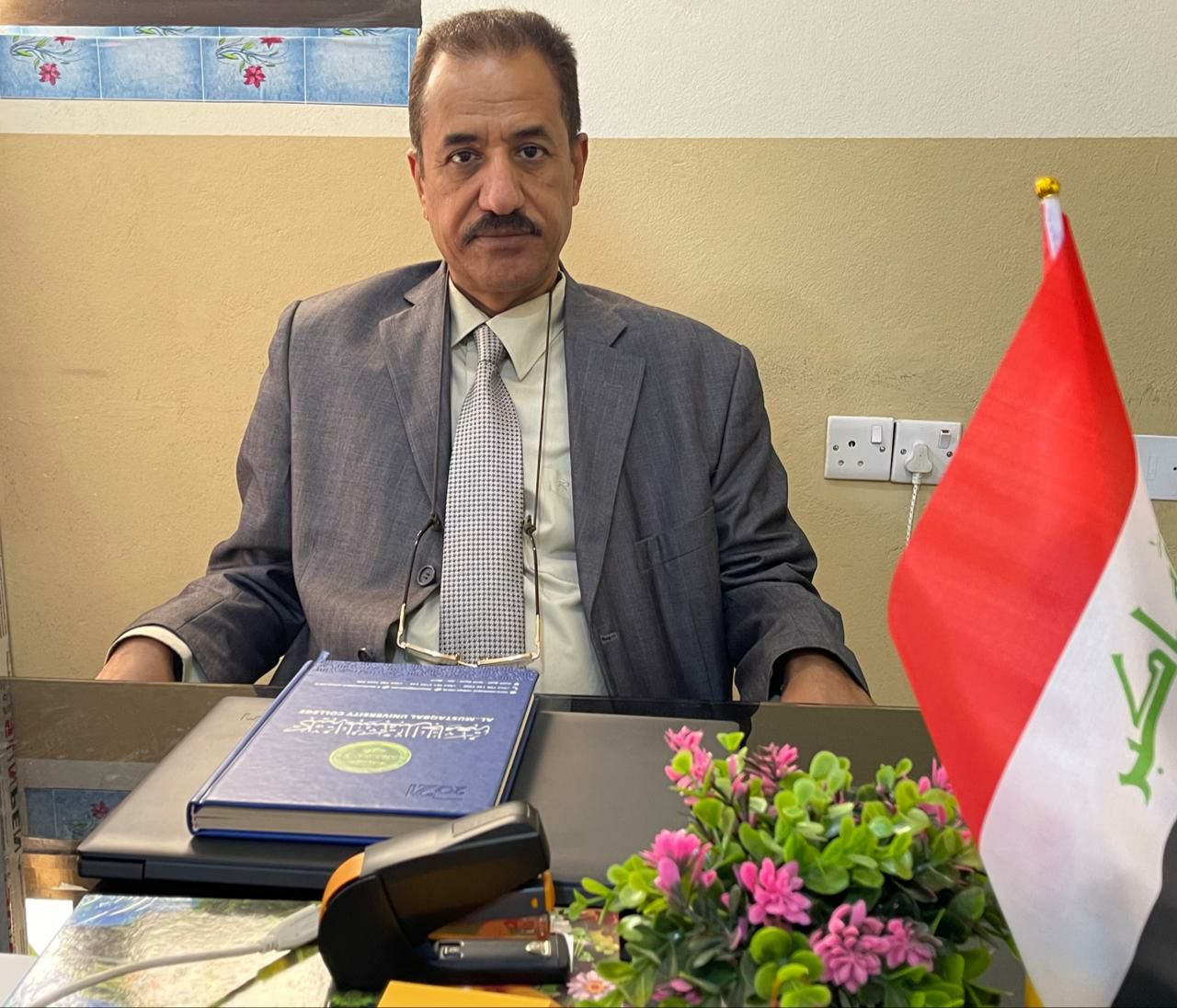  بحث لتدريسي في كلية المستقبل الجامعة يضع نموذجا منهجيا للغة الاعلامية