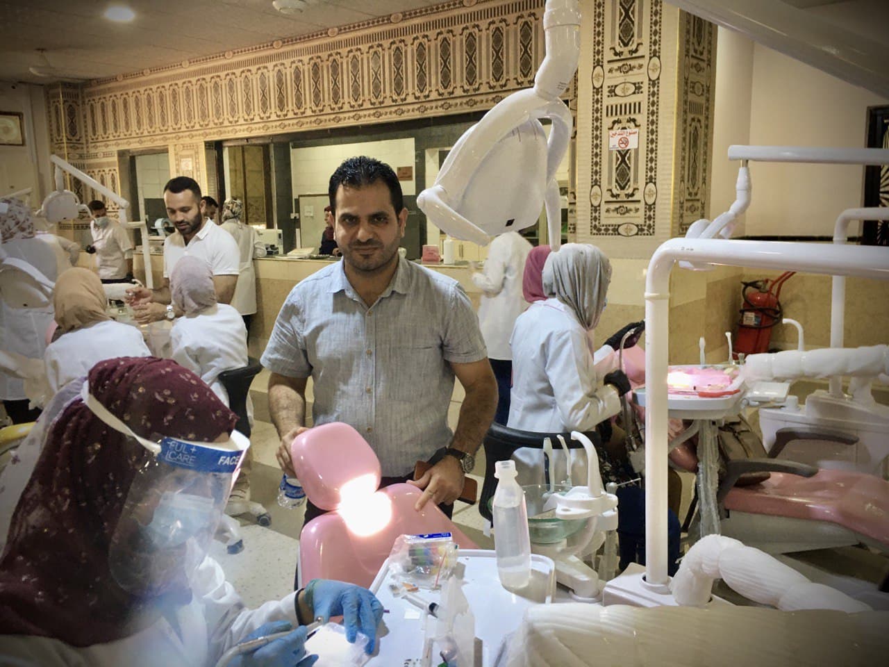 قسم طب الأسنان يقيم ورشه تدريبيه علميه حضوريه بعنوان (demonstration endodontic work shop)