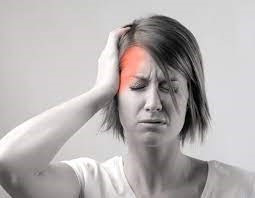 مقالة علمية للتدريسية م.م نور خميس حمد بعنوان (الصداع العيني او الشقيقة العينية (Ocular headache or ocular migraine))