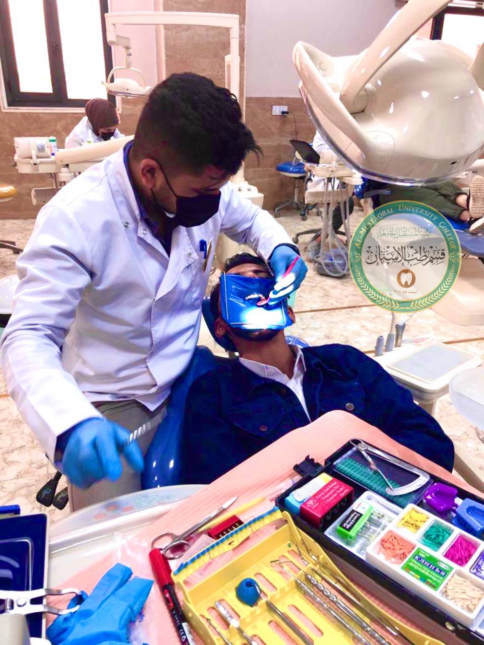 A side of optical fillings in dental clinics using RUBBER DUM