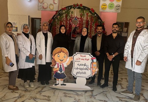 طلاب قسم تقنيات البصريات ينجزون حملة فحص نظر في مدرسة  خولة بنت الازور للبنات في منطقة الخصروية.