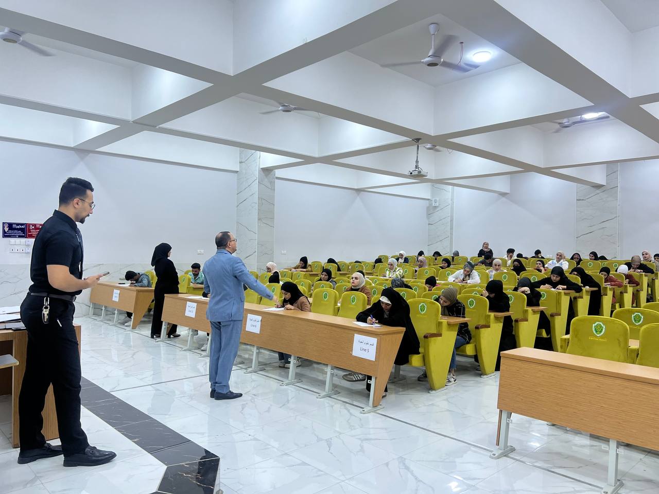 استمرار امتحانات المد في قسم الفيزياء الطبية 