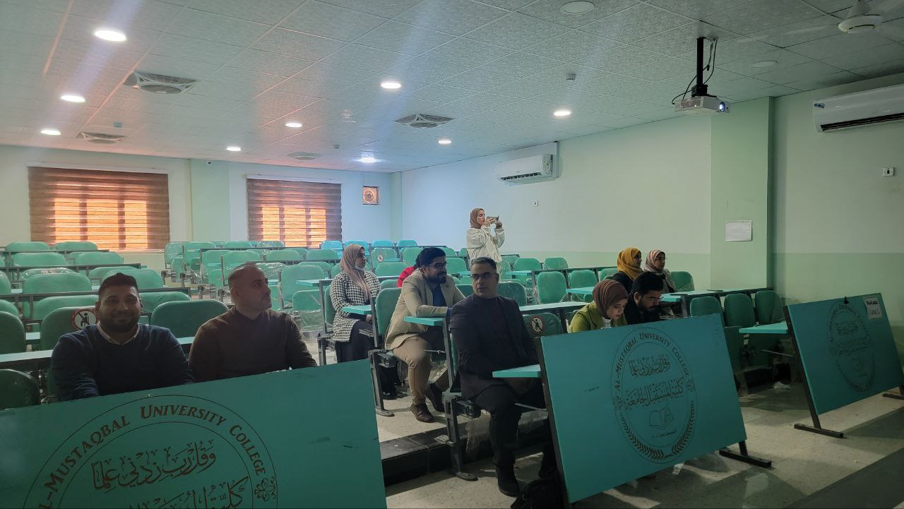 حضور اعضاء اللجنة الامتحانية في قسم الكيمياء الحياتية ورشة عمل حول مهام أعضاء اللجنة الامتحانية