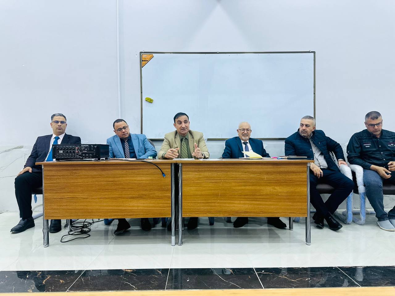 اجتماع موسع لكادر اقسام كلية العلوم