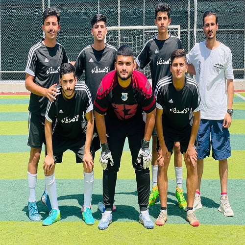 قسم التخدير في كلية التقنيات الصحية و الطبية يقيم مباراة كرة قدم ودية في الجامعة 