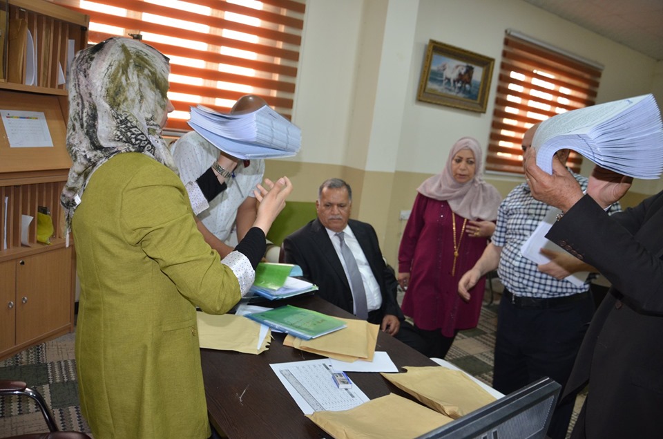 كلية الادارة والاقتصاد تشرف على الامتحان التقويمي الوزاري لطلبة المرحلة الرابعة ولمادة ادارة الجودة فقط لكليات المستقبل الجامعه وكلية الامام الكاظم (ع) اقسام بابل وكلية الحلة الجامعة .