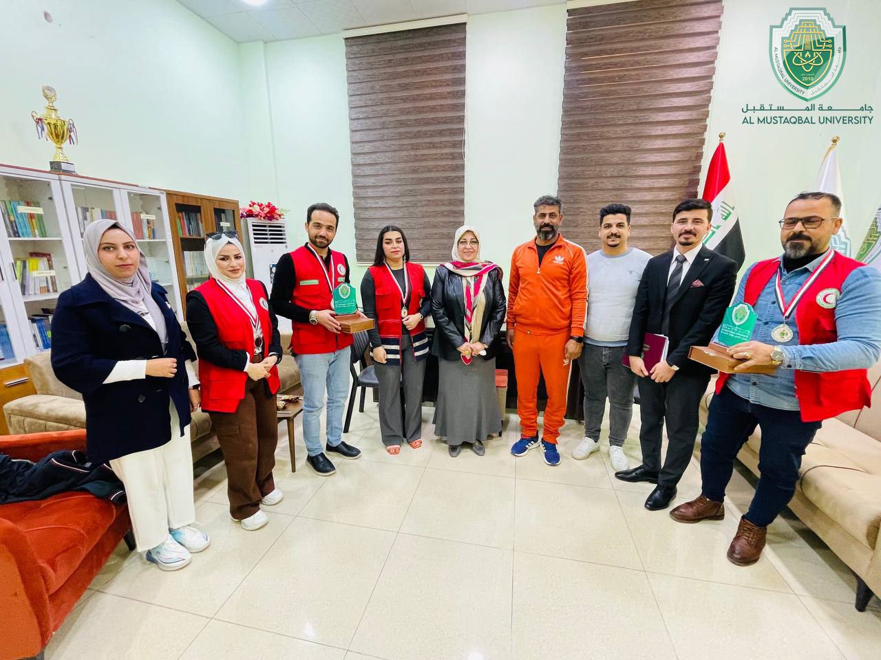 كلية التربية البدنية وعلوم الرياضة تنظم ورشة عملية حول الإسعافات الأولية بالتعاون مع فريق الهلال الأحمر العراقي 